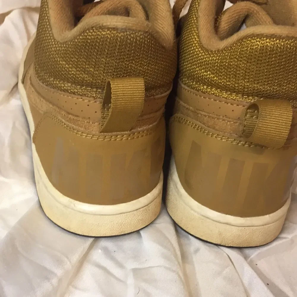 Nike Court Borough Mid Shoes